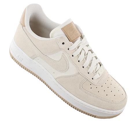 nike beige schoenen kind